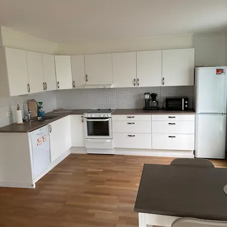 Kroken3 The * Gravdal (Vestvagoy)